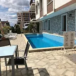 公寓 Fregata Complex Marina